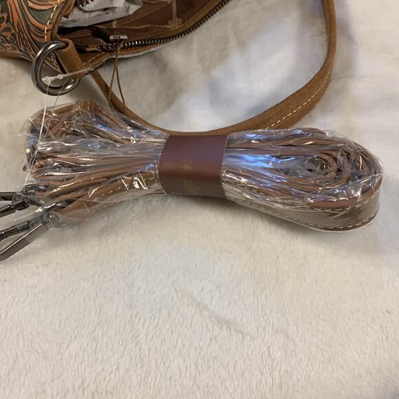 NWT Wrangler Genuine Hair-On Cowhide Tote Crossbody Bag - Brown - Picture 8 of 10